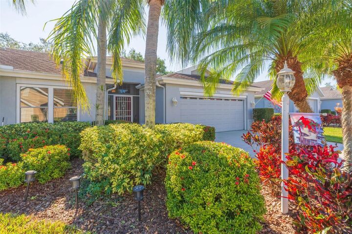 Property Photo: 951 Villeroy Greens Drive FL 33573