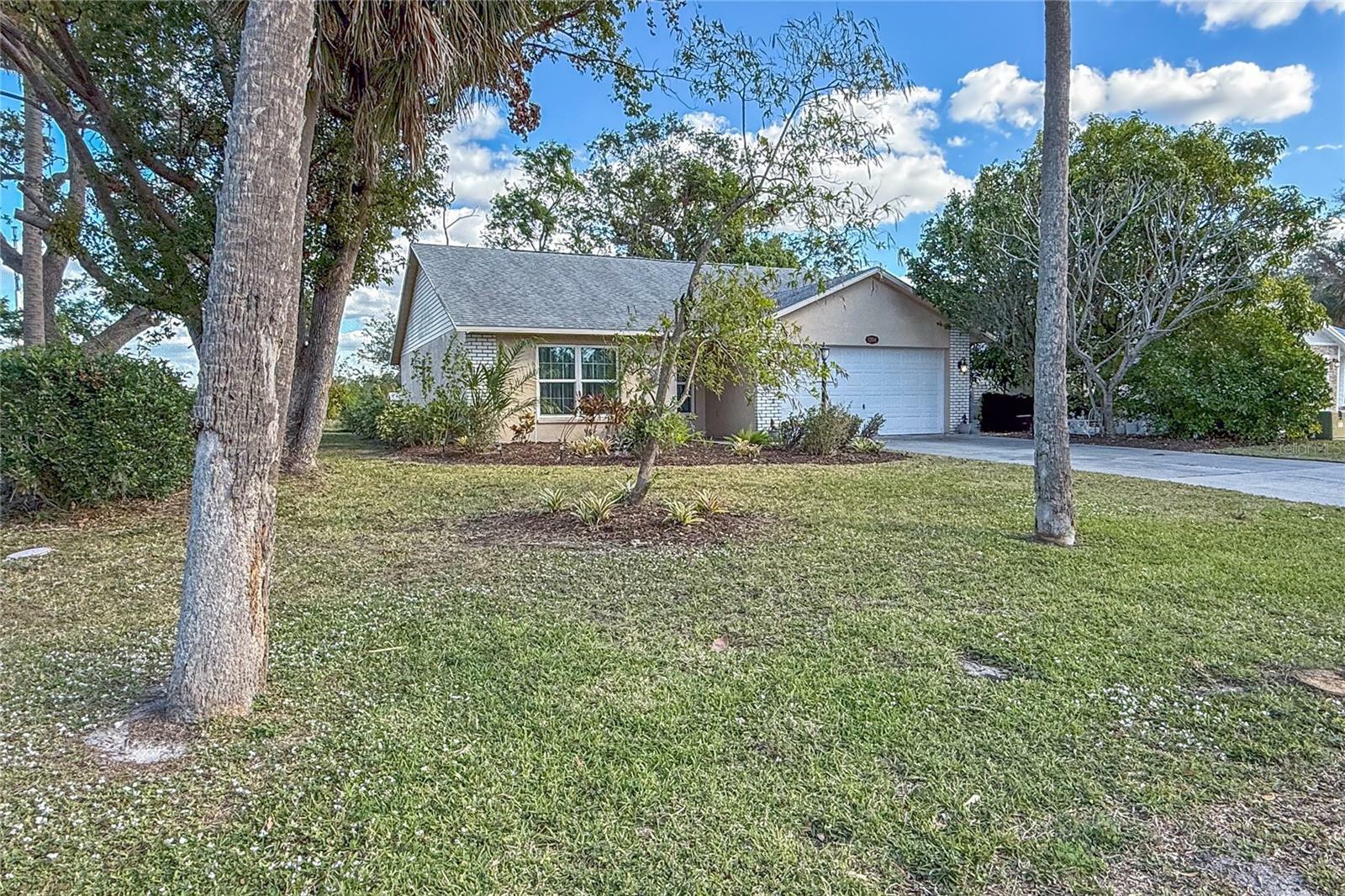 Property Photo:  1204 W 20th Avenue  FL 34221 