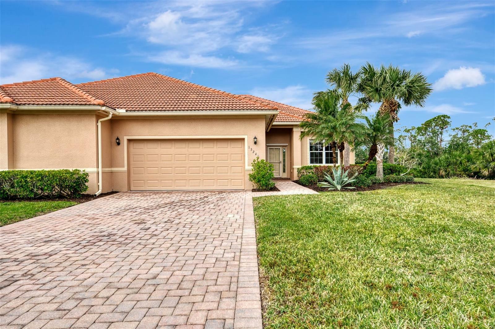 Property Photo:  13241 Creekside Lane  FL 33953 