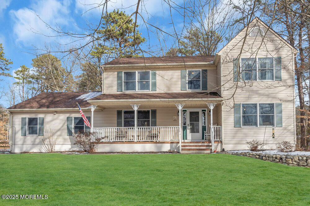 Property Photo:  4 Country Court  NJ 08533 