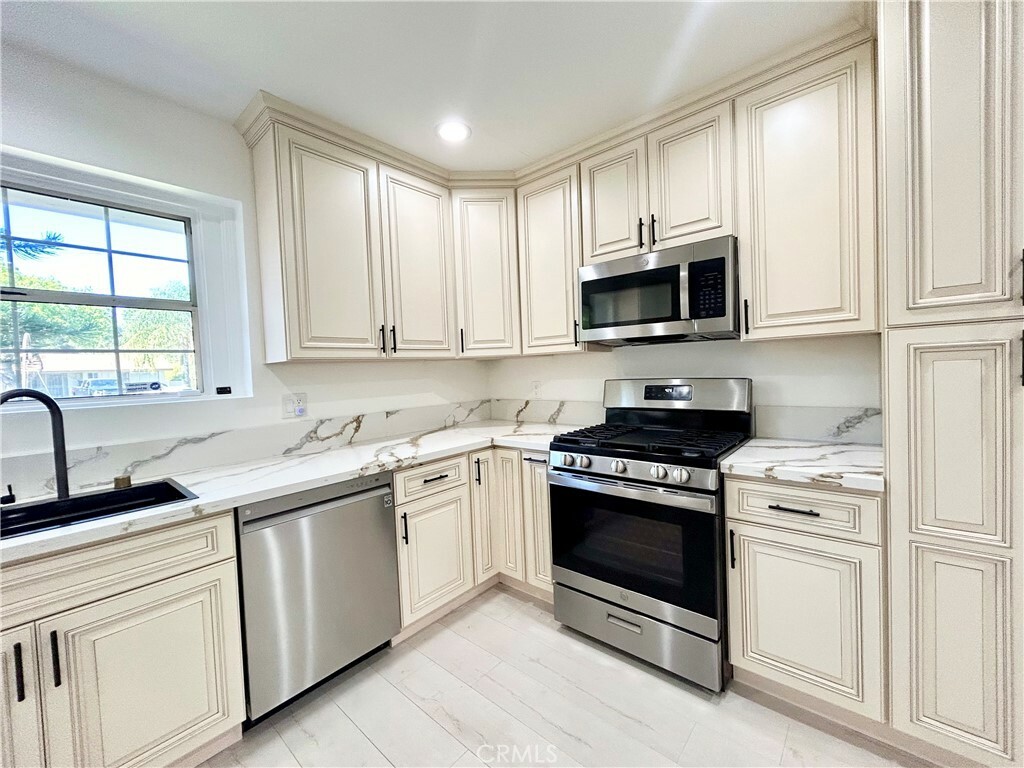 Property Photo: 16754 Armstead Street CA 91344