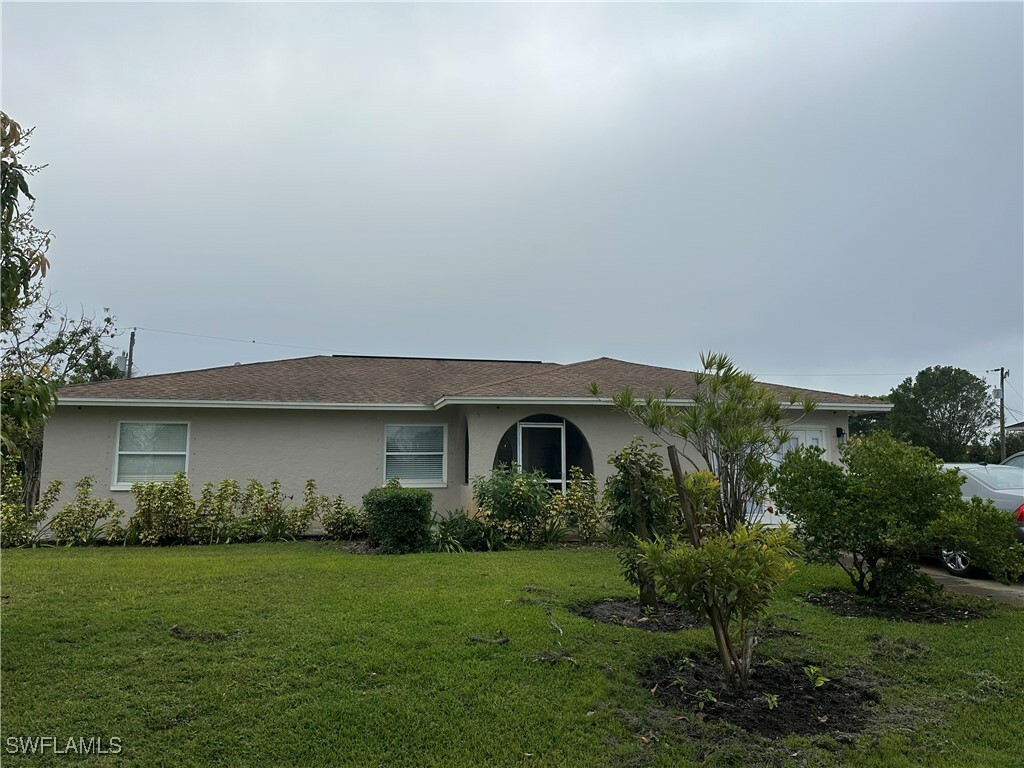 Property Photo:  3112 52nd Terrace SW  FL 34116 