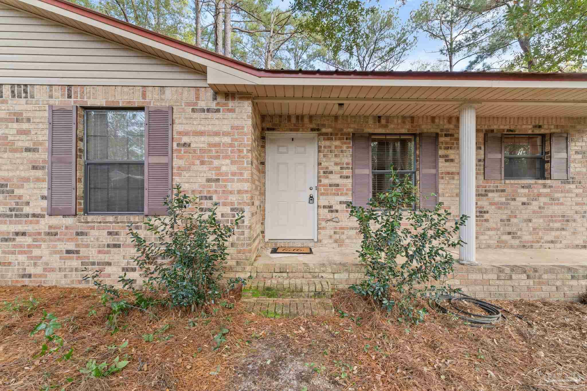 Property Photo:  2329 Camors Rd  FL 32565 