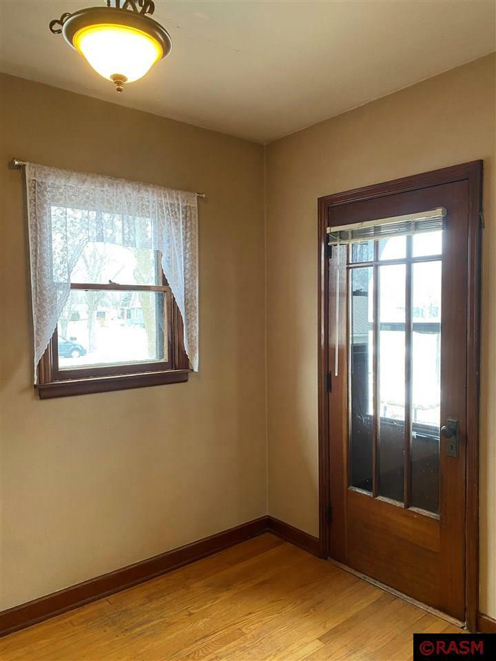 Property Photo:  512 W Fourth Street  MN 56266 