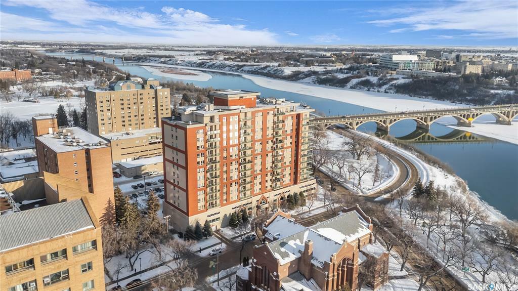 Photo de la propriété: 902 Spadina Crescent E 1408 SK S7K 0G8