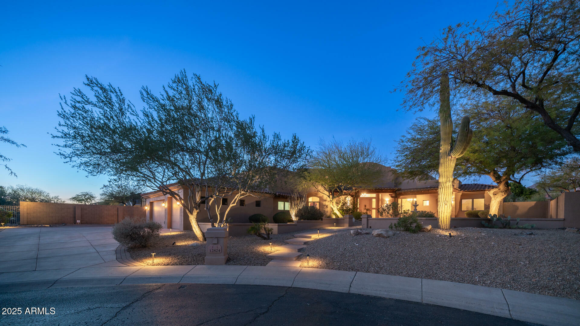 Property Photo:  12824 E Jenan Drive  AZ 85259 