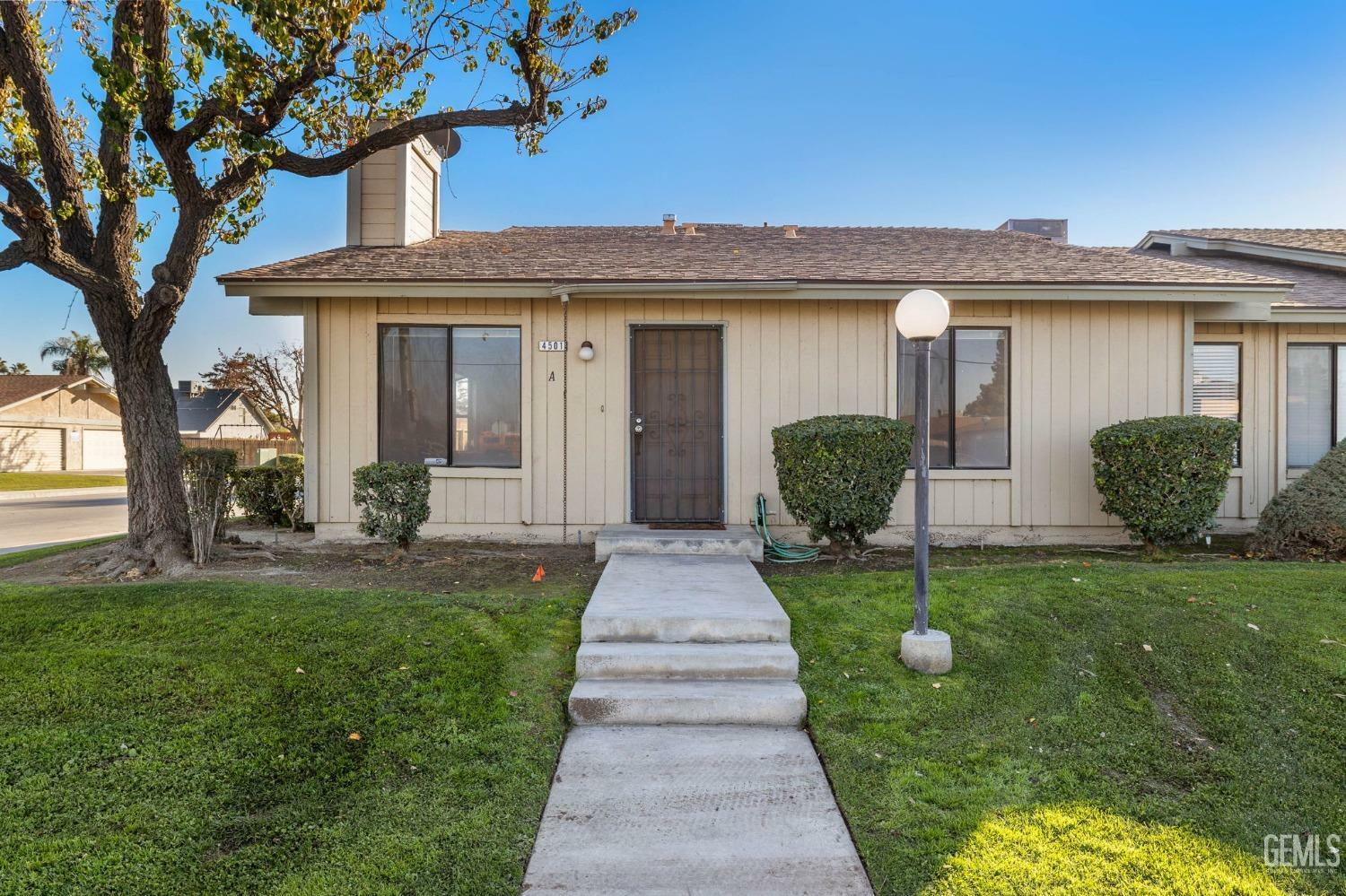 Property Photo:  4501 Planz Road A  CA 93309 