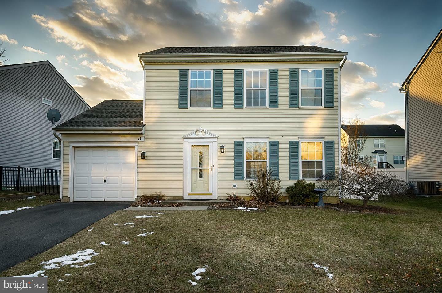 Property Photo:  15 Greenbrook Drive  NJ 08022 