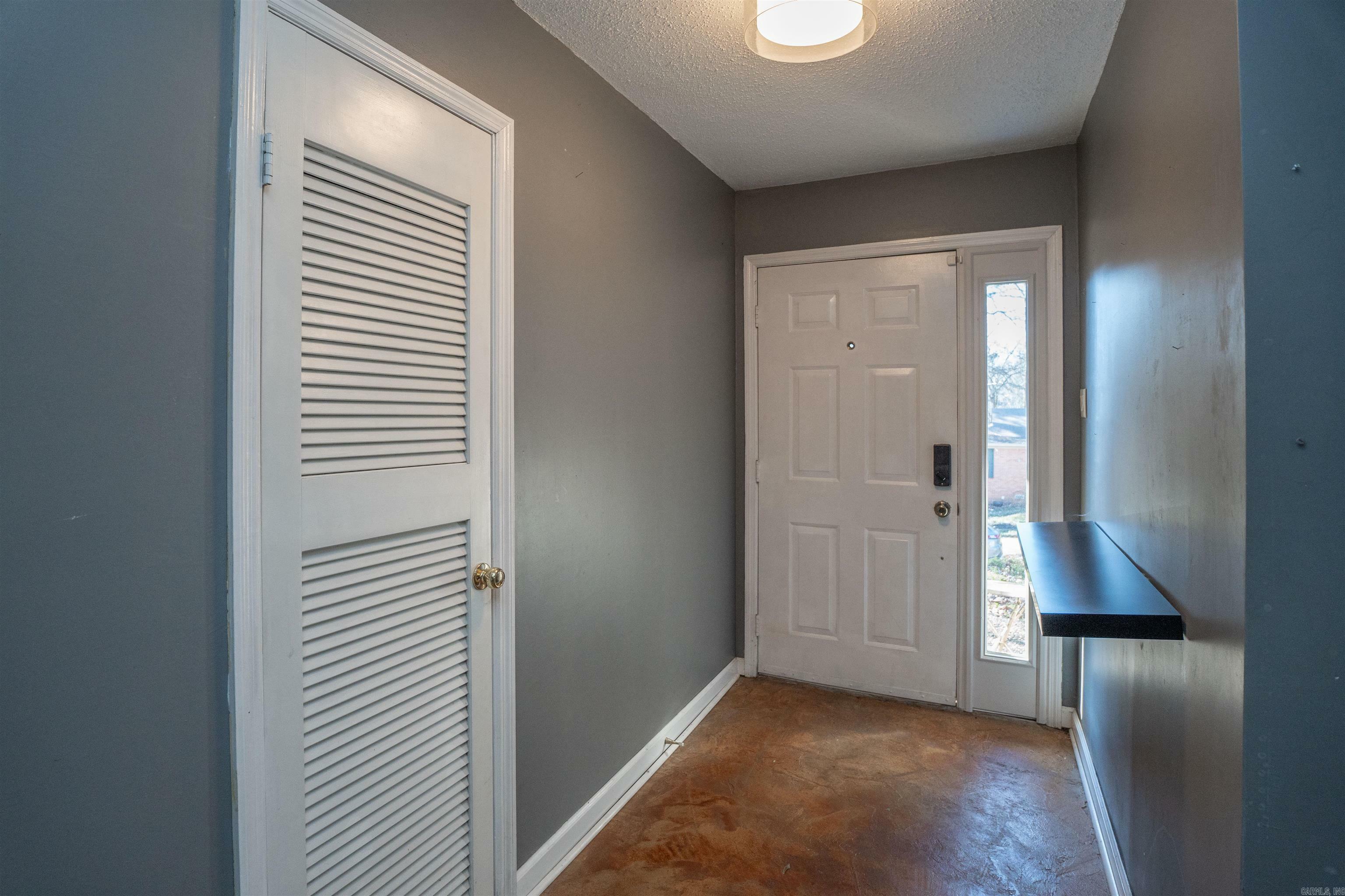Property Photo: 4700 Edgemere Street AR 72116