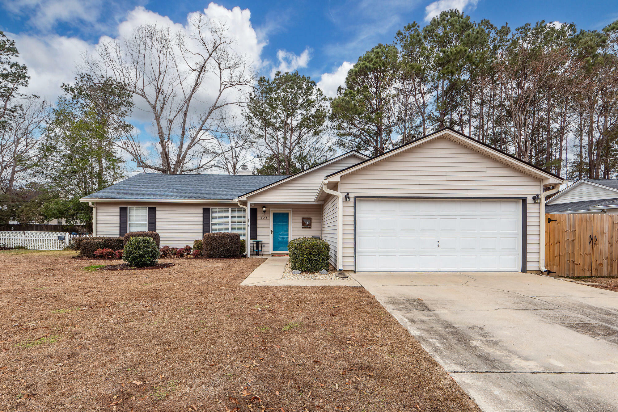 Property Photo:  128 Mohican Circle  SC 29483 