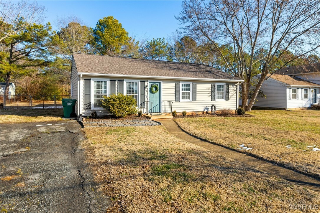 Property Photo:  8702 Lakefront Drive  VA 23294 