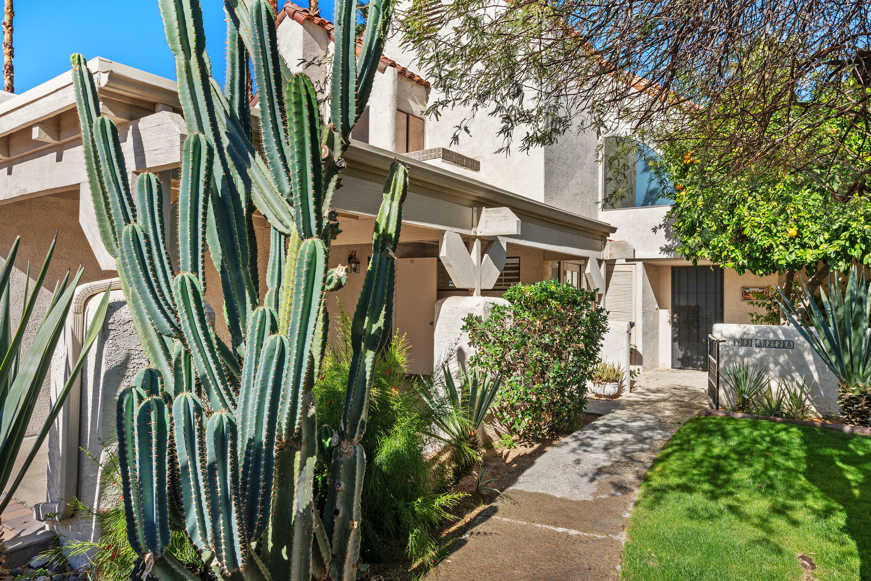 Property Photo: 73322 Shadow Mountain Drive CA 92260