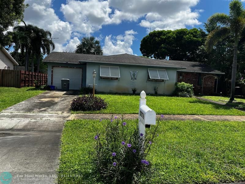 Property Photo:  22776 Neptune Rd  FL 33428 