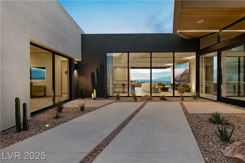 Property Photo:  705 Dragon Peak Drive  NV 89012 