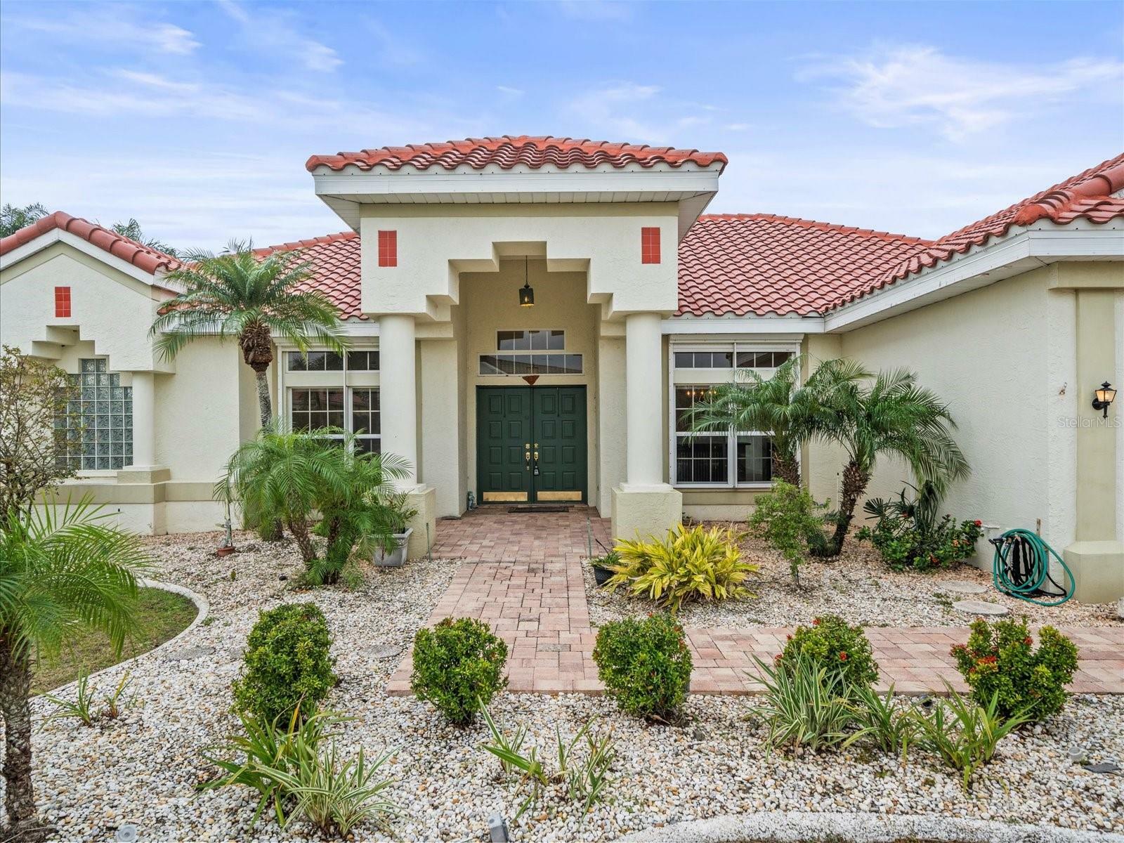 Property Photo: 1209 Peridot Lane FL 33573