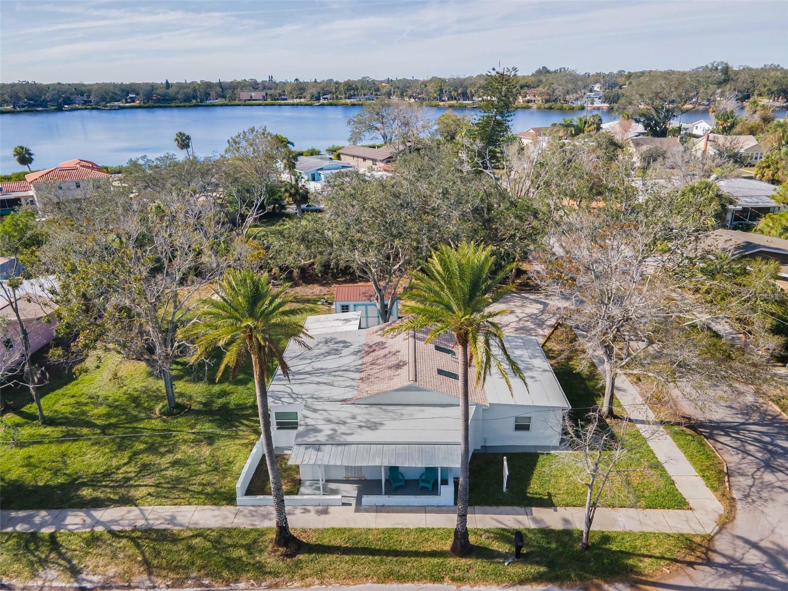 Property Photo: 402 Pineapple Street FL 34689