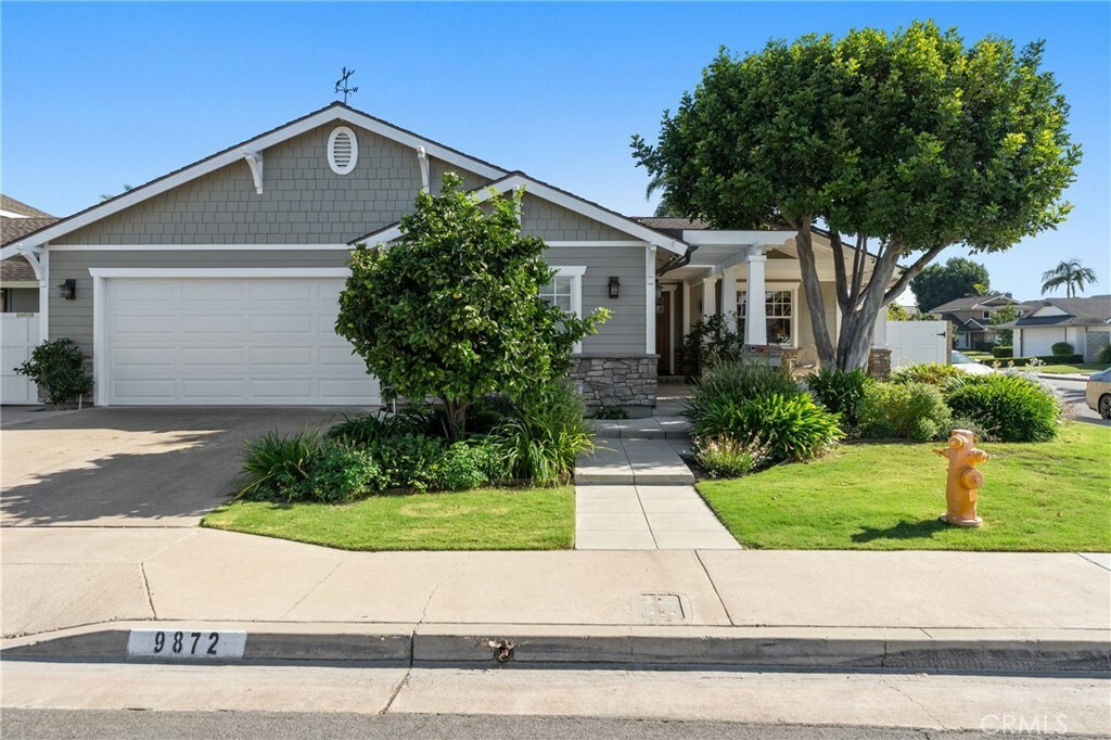 Property Photo:  9872 Voyager  CA 92646 