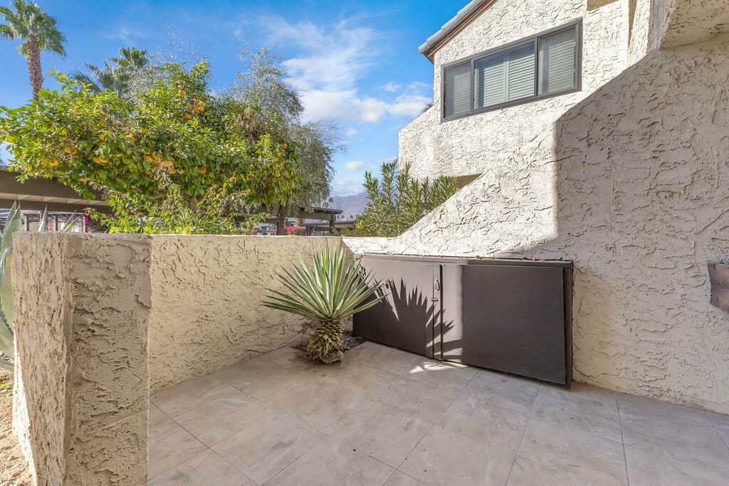 Property Photo:  46 Portola Drive  CA 92264 