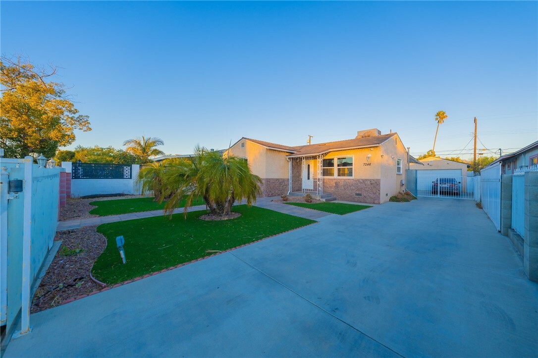 Property Photo:  7246 Case Avenue  CA 91352 