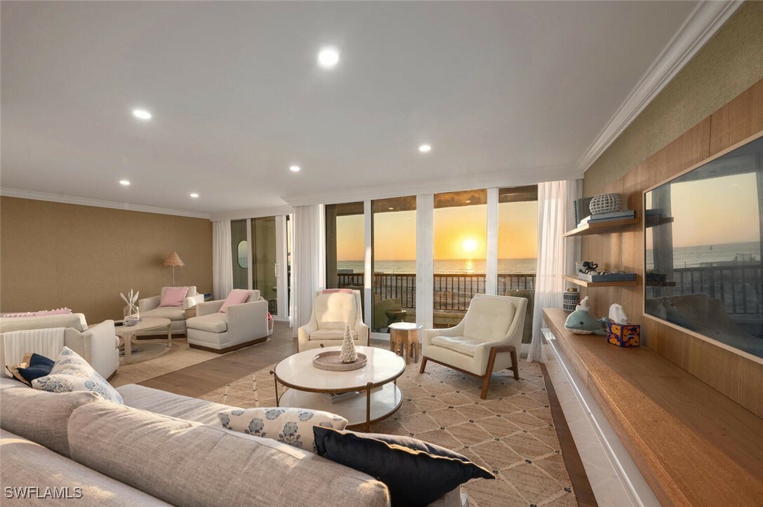 Property Photo: 2395 Gulf Shore Blvd N Boulevard N 102 FL 34103-4300