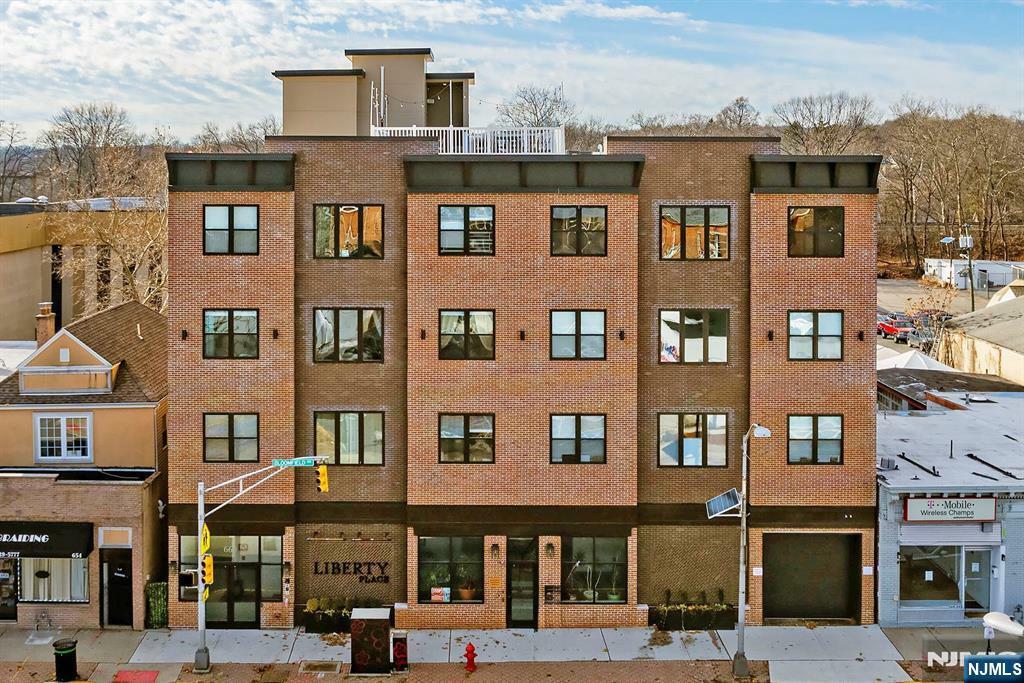 Property Photo: 660 Bloomfield Avenue 403 NJ 07003