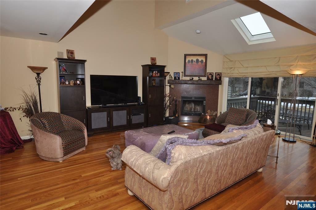 Property Photo:  409 Dogwood Court T084  NJ 07648 