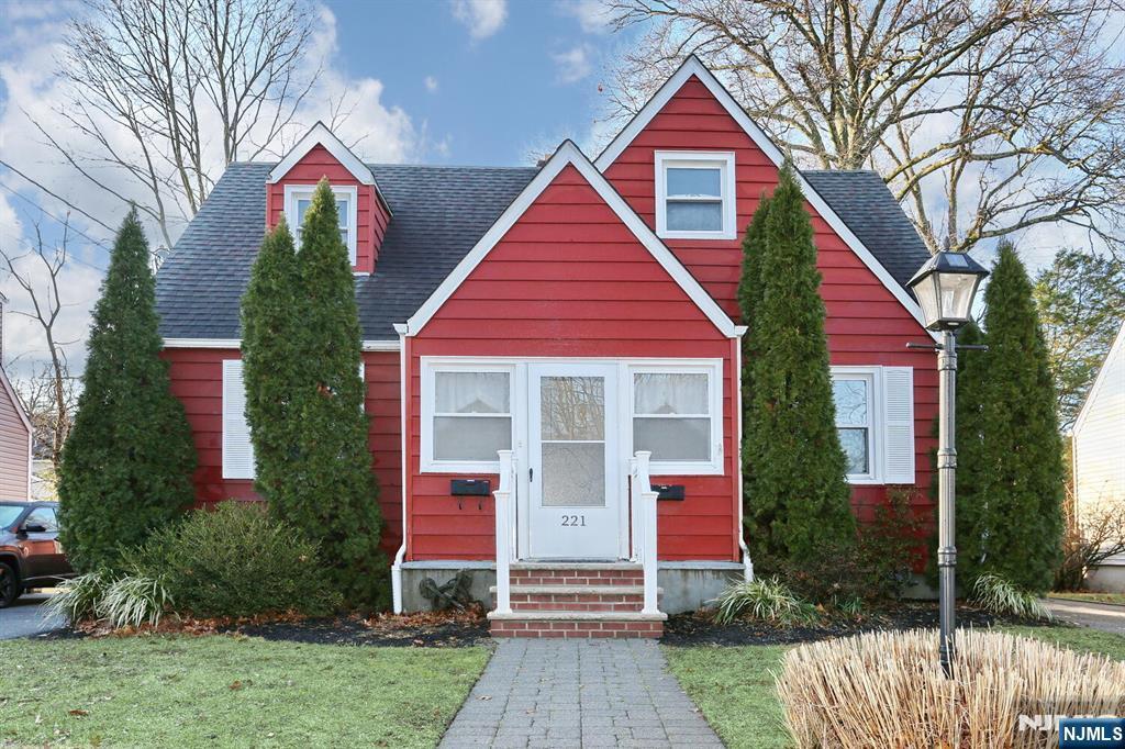 Property Photo: 221 David Hooper Place NJ 07675