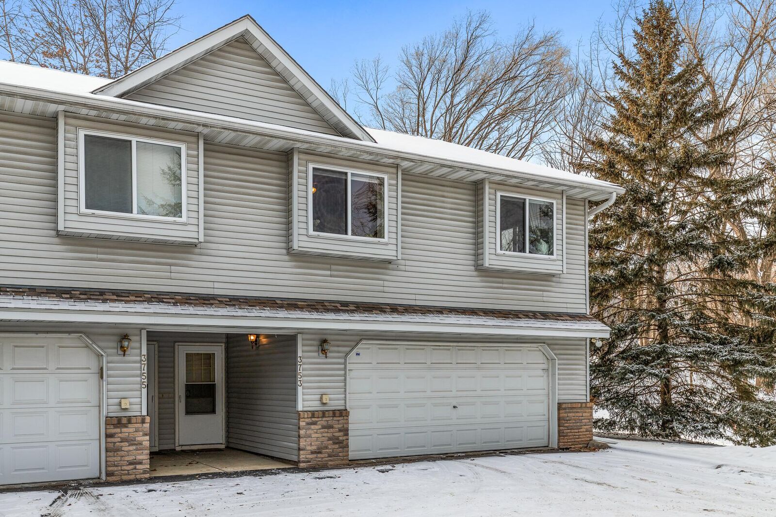 Property Photo: 3753 Robin Lane MN 55122