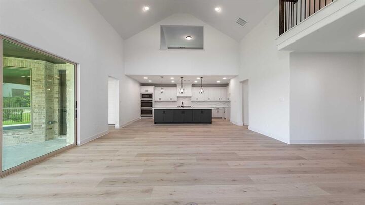 Property Photo: 3729 Stableglen Drive TX 75032