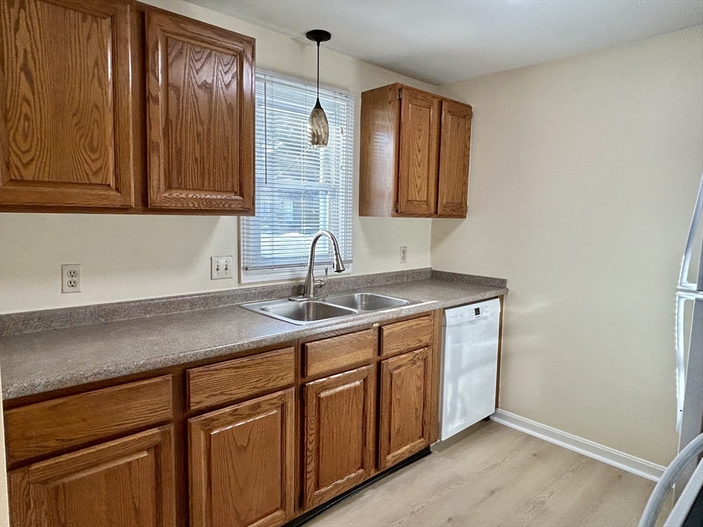Property Photo: 20 Macintosh Ln 20 MA 01453