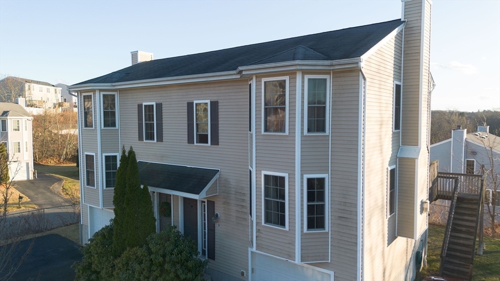 Property Photo:  1-B Holly Terrace  MA 01607 