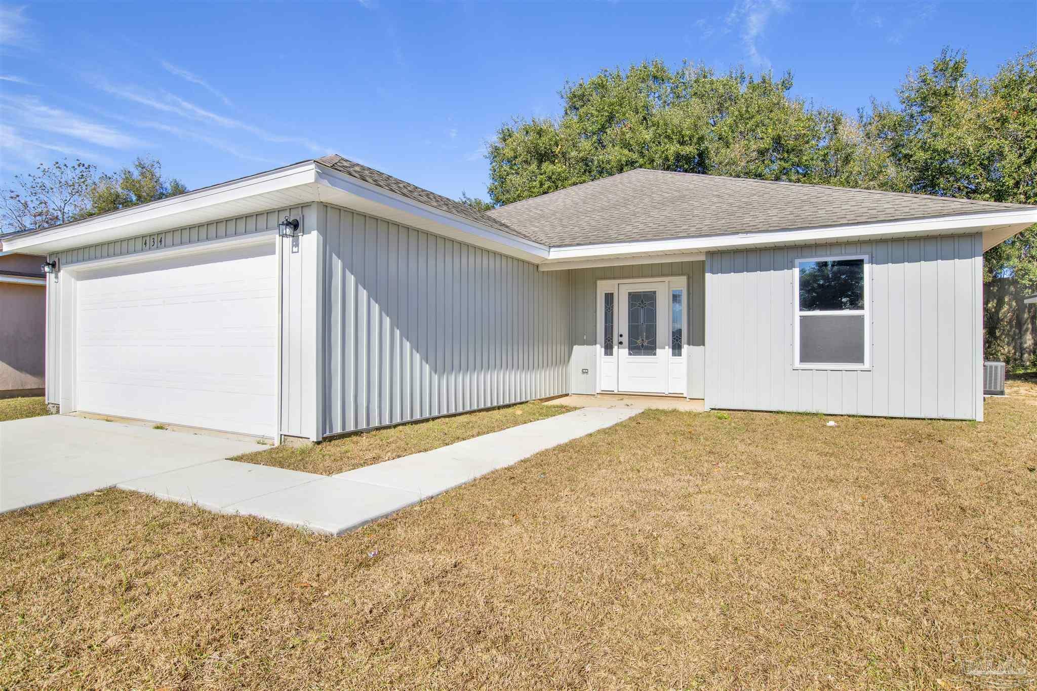 Property Photo:  434 Hilburn Ln  FL 32504 