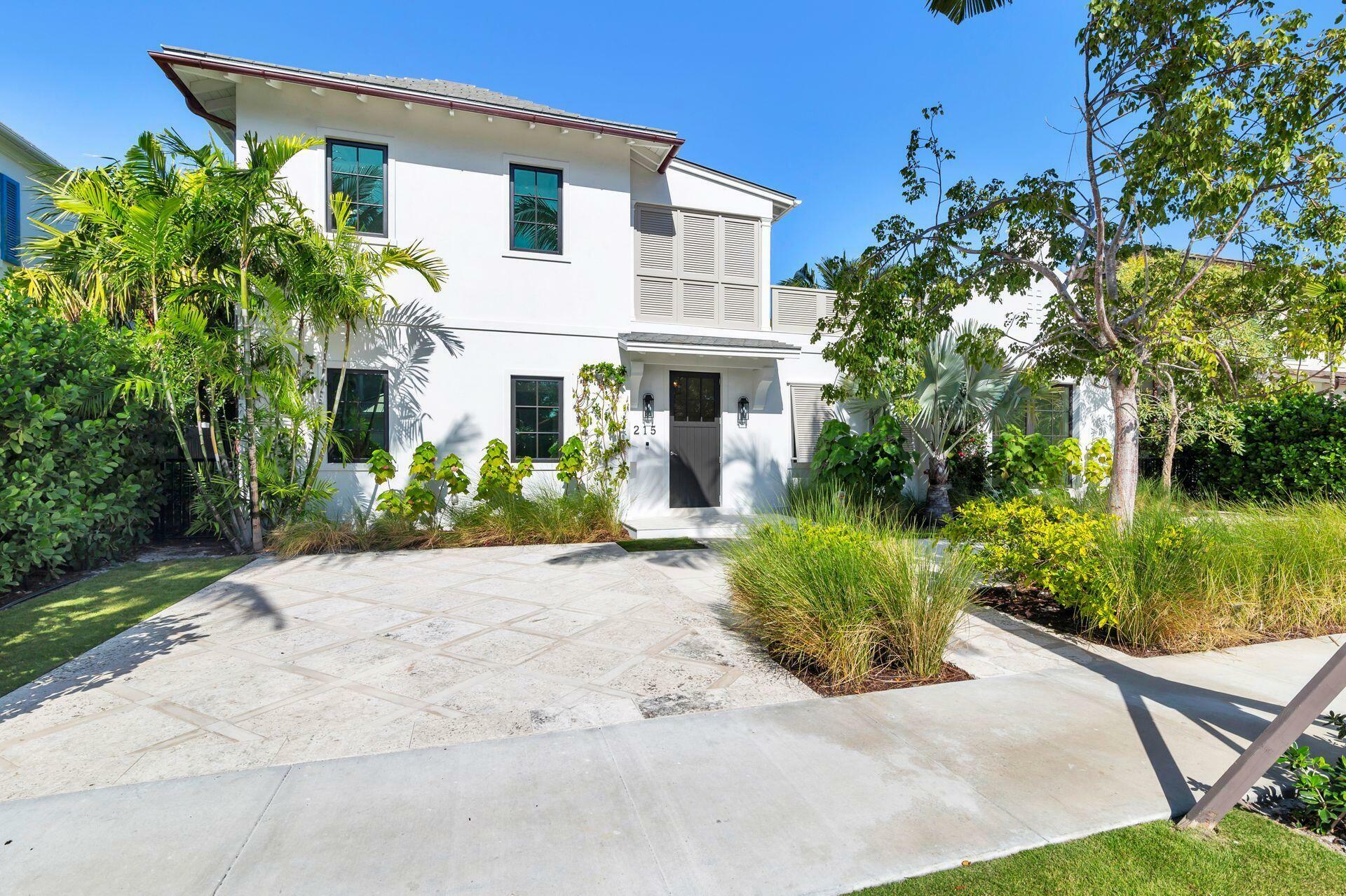 Property Photo:  215 Summa Street  FL 33405 