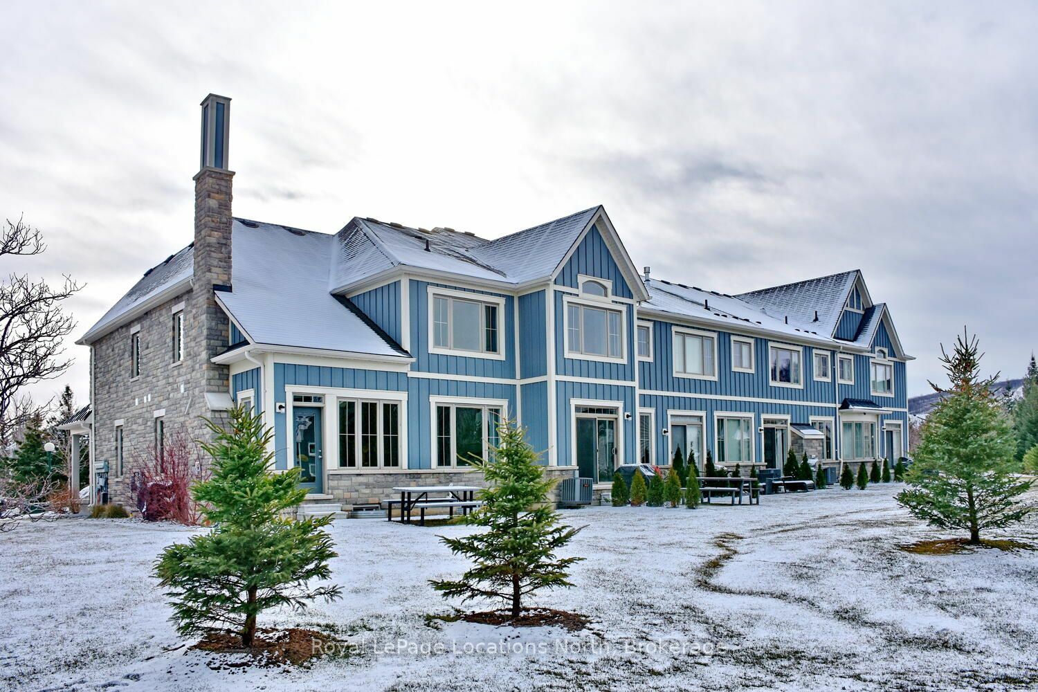 Property Photo:  171 Snowbridge Way 28  ON L9Y 0V1 