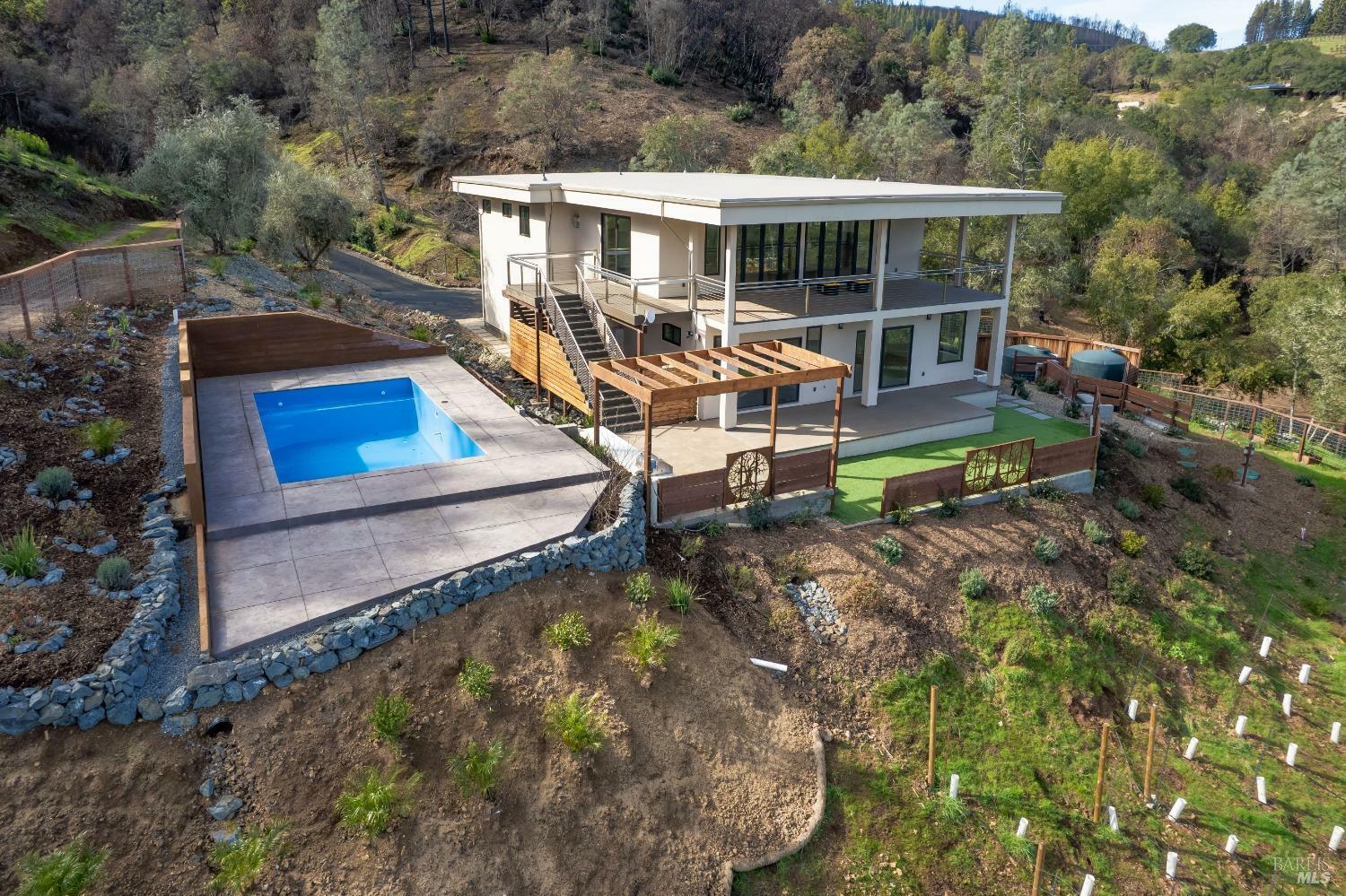 8353 W Dry Creek Road  Healdsburg CA 95448 photo
