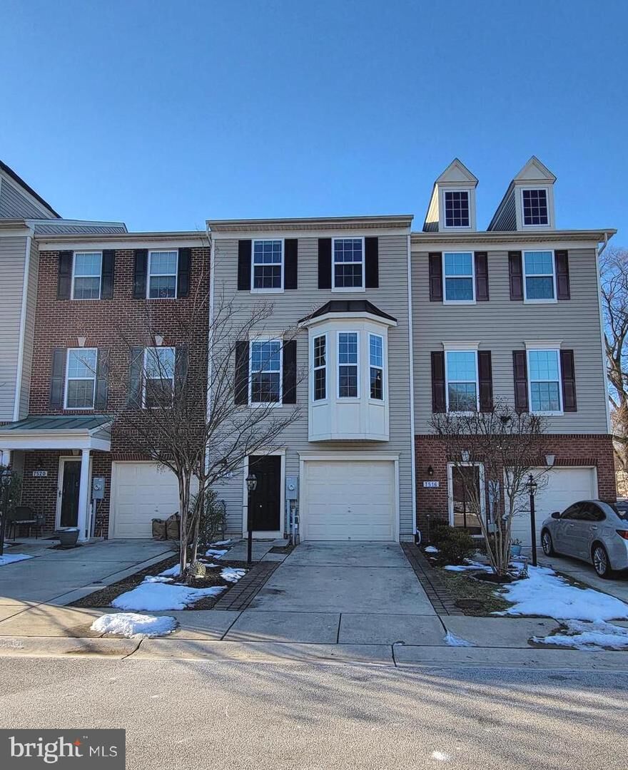 Property Photo:  7518 Goldfinch Court  MD 21060 