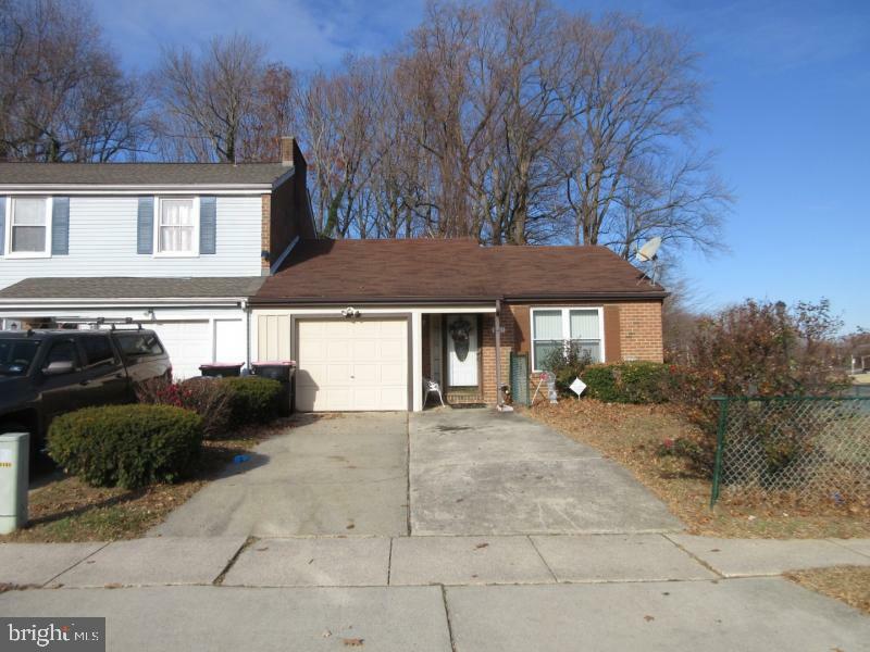 Property Photo:  1811 Winding Way  NJ 08021 