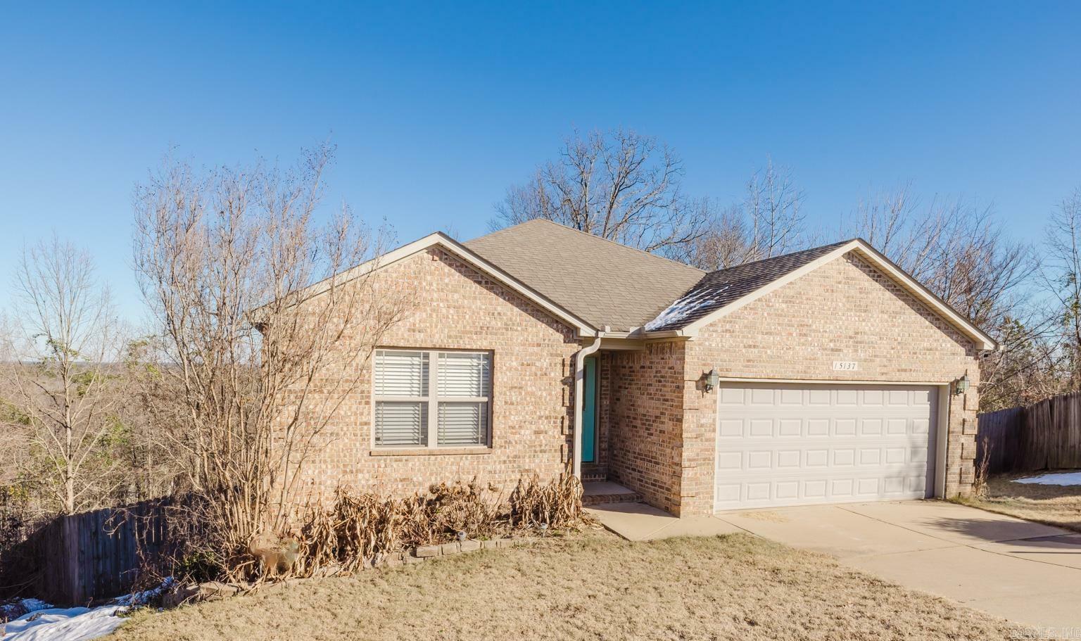 Property Photo: 15137 Peak Loop AR 72002