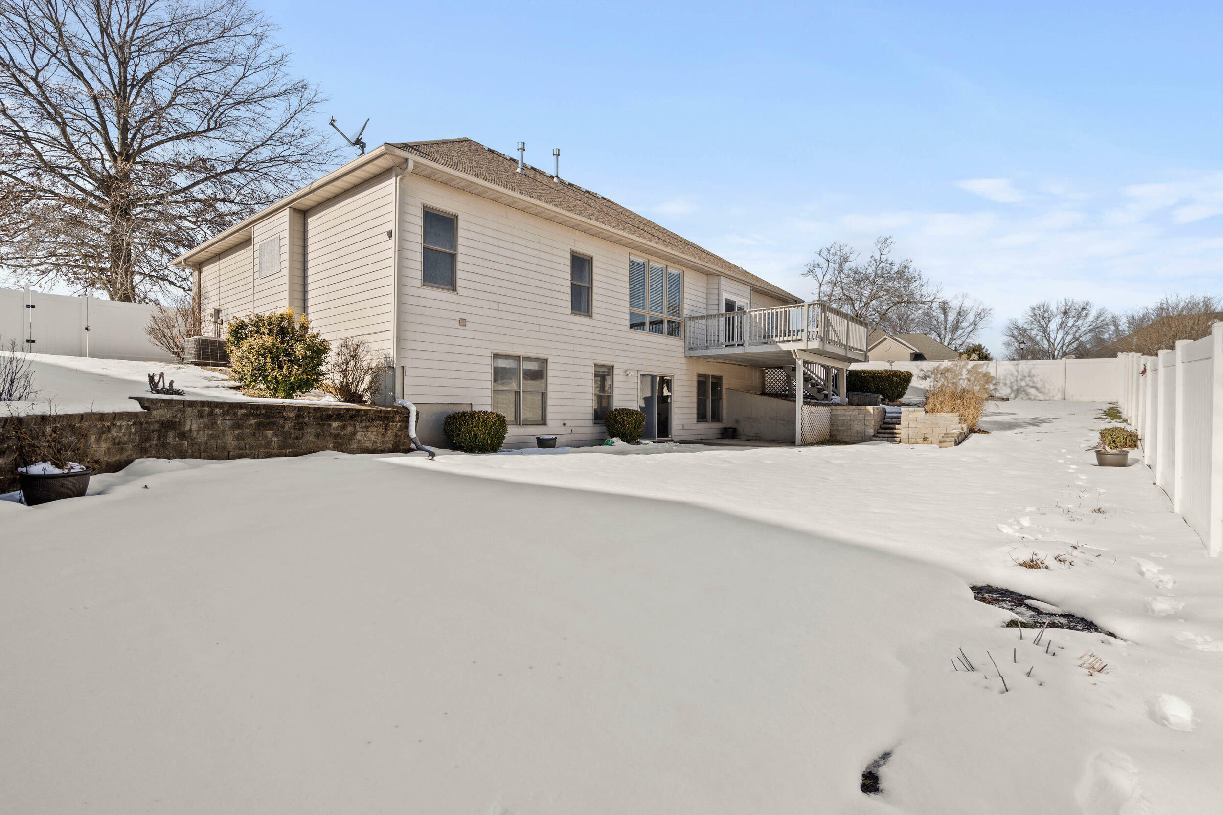 Property Photo:  3202 Lake Town Dr  MO 65203 