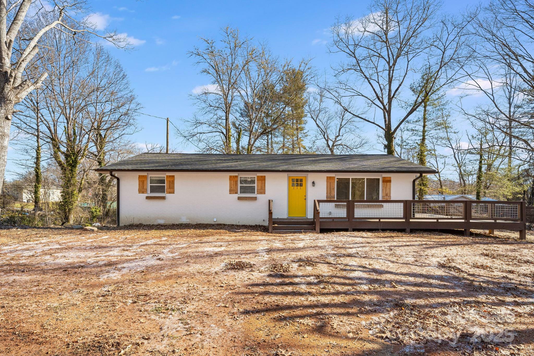 Property Photo:  111 Sunset Hill Drive  NC 28729 