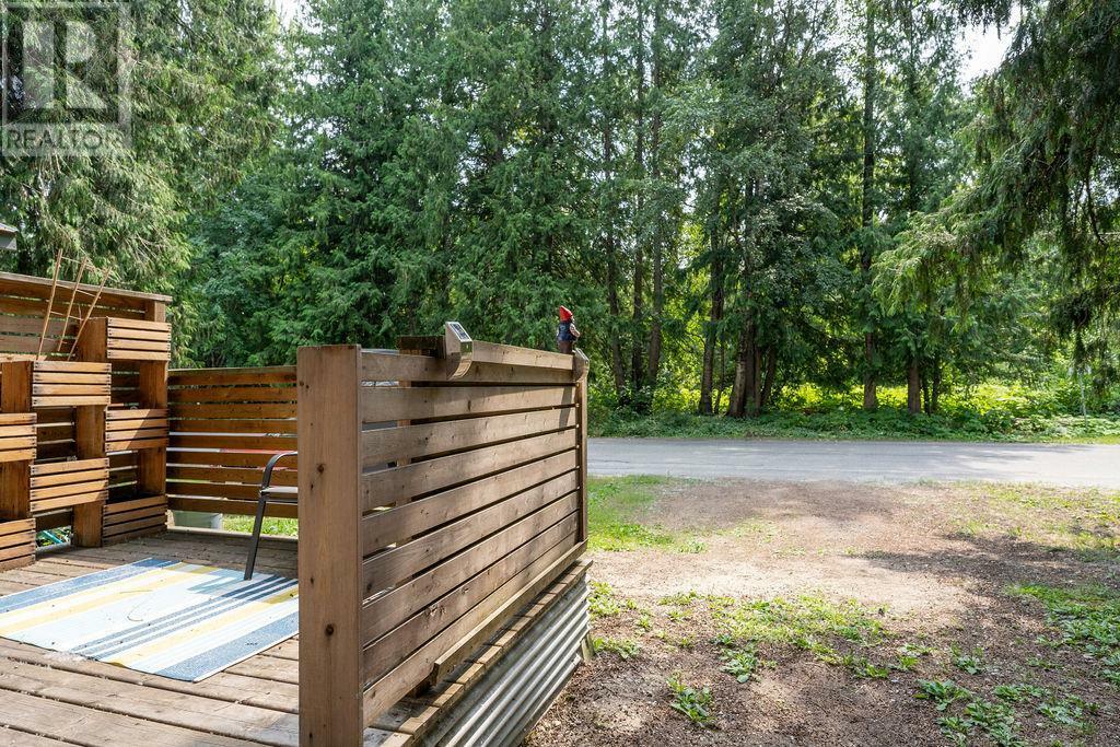 Property Photo:  1079 Lundell Road 4  BC V0E 2S0 