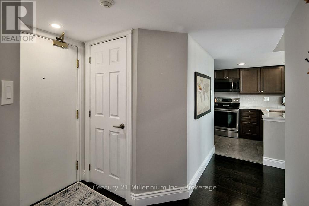 Property Photo:  24 Ramblings Way 705  ON L9Y 5S7 