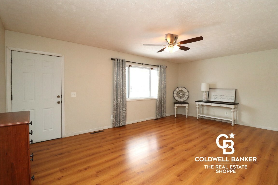 Property Photo:  812 E Price Street  KS 67846 