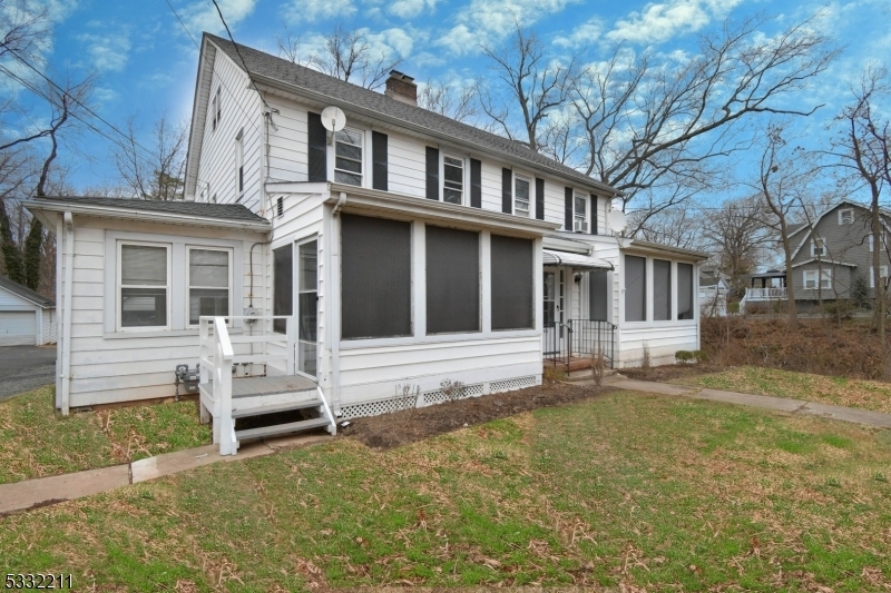 Property Photo:  331 William St  NJ 08876 