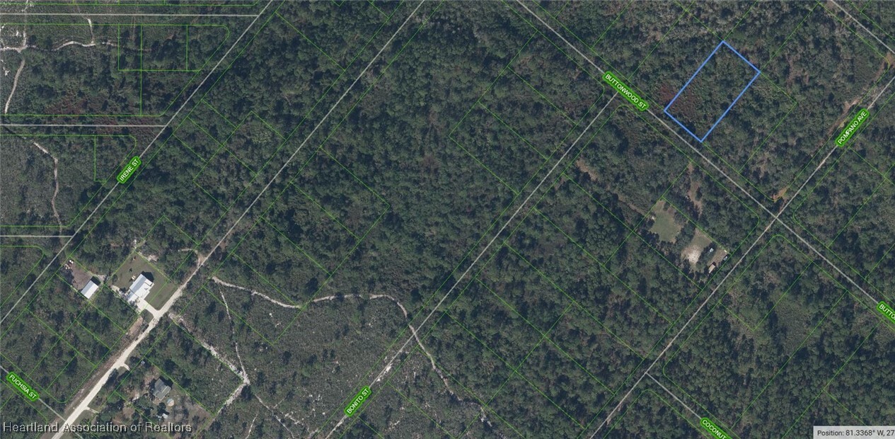 Property Photo: 1220 Buttonwood Street FL 33852