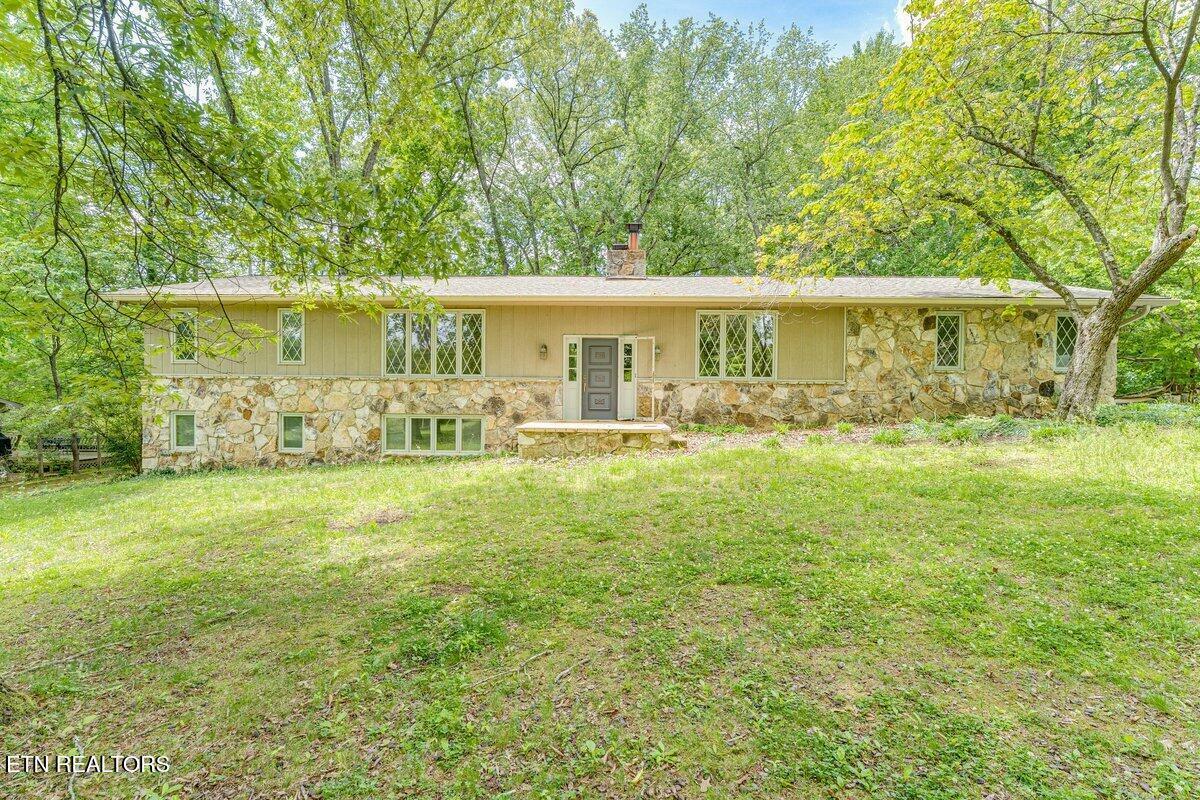 Property Photo: 8305 Sharp Rd TN 37849