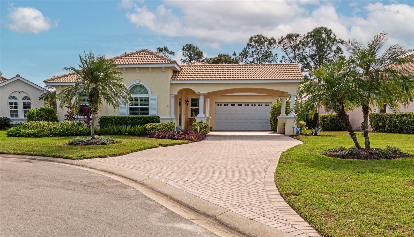 Property Photo:  5086 Faberge Place  FL 34233 