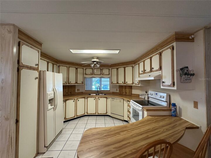Property Photo: 46 Turtle Bay Circle FL 34224