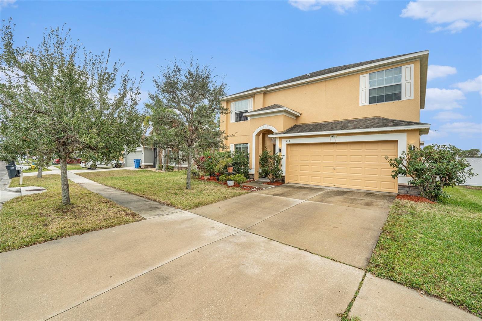 Property Photo: 534 19th Street NW FL 33570
