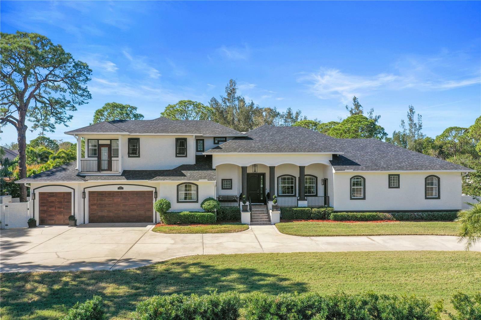 Property Photo: 9050 San Martin Boulevard NE FL 33702